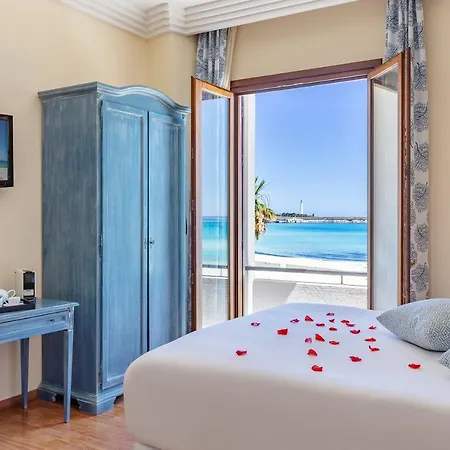 Hotel Mira 3*