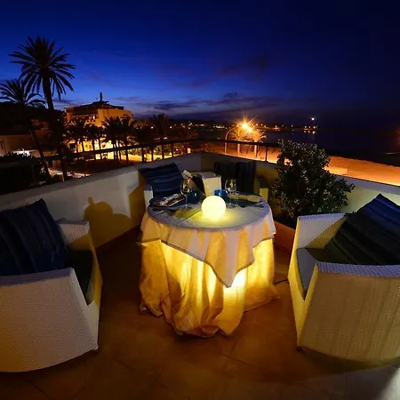 Hotel Mira