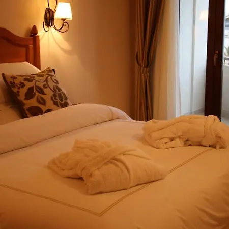 Mira Hotel 3*