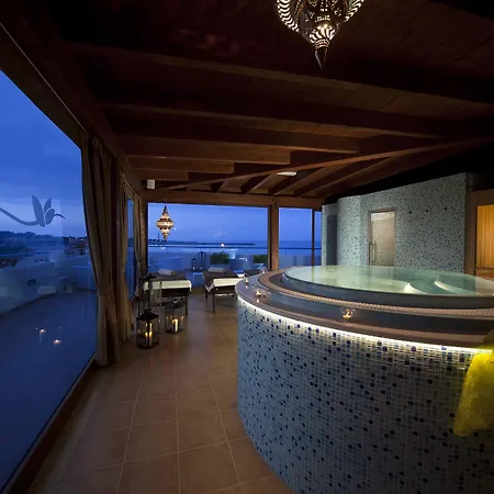 Hotel Mira 3*
