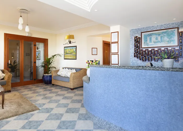 Mira 3* 산비토로카포