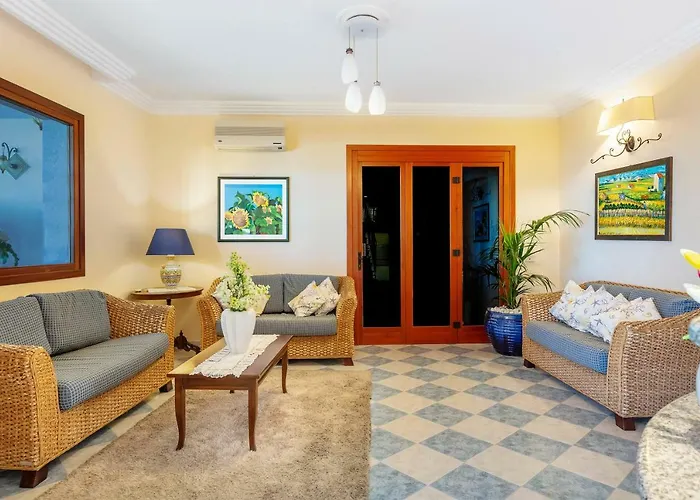 Mira 호텔 산비토로카포